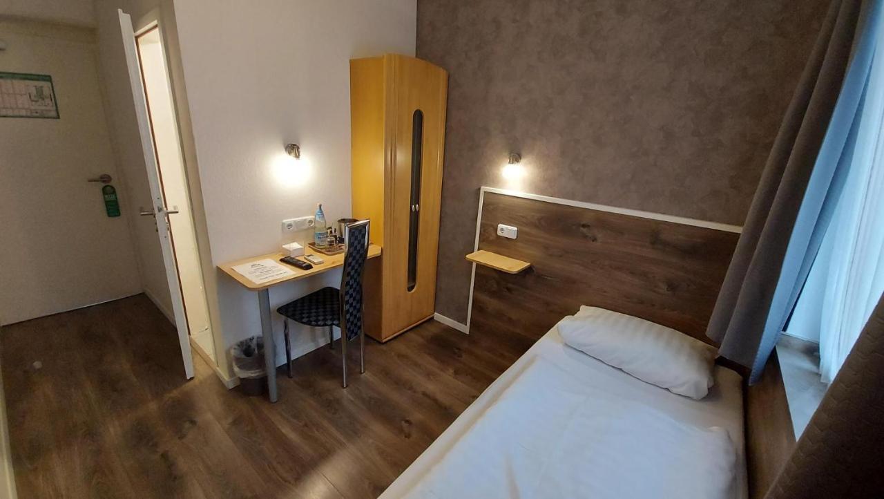 Hotel Mueller Koeln Εξωτερικό φωτογραφία